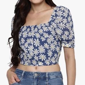 American Eagle Cornflower Blue Daisy Crop Top Puff Sleeve Top Square Neck Floral